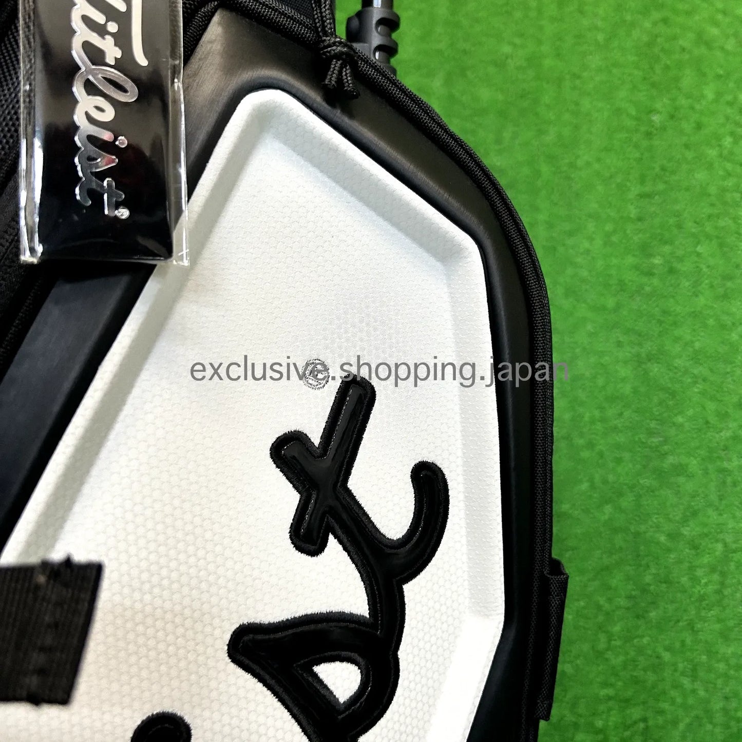 Titleist Premium Stand Bag Black White 9in 4way Divider TB20SXSF Lightweight Men