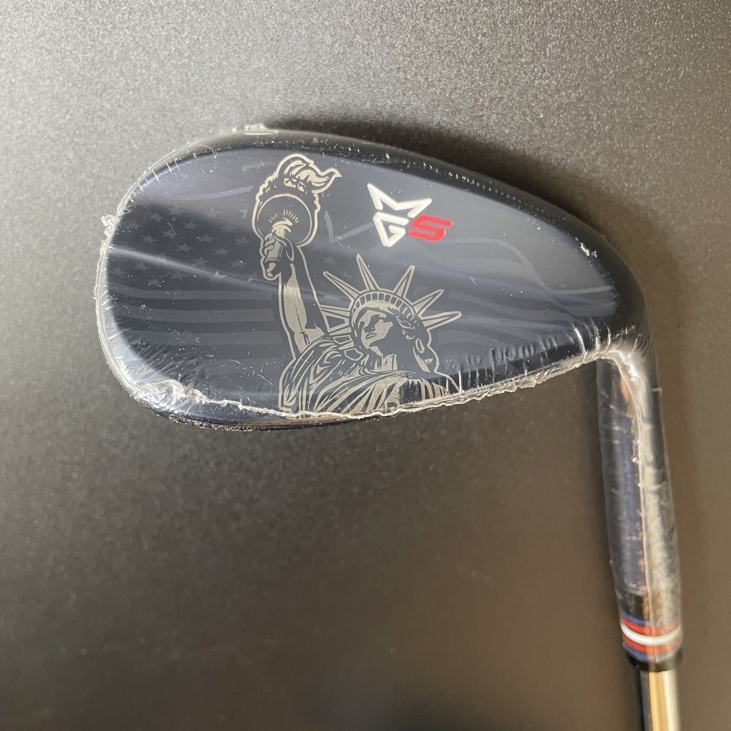 TaylorMade TM26 MG5 AMERICANA 250 Wedge Set 52°/56°/60° S-Flex +PLUS Exclusive