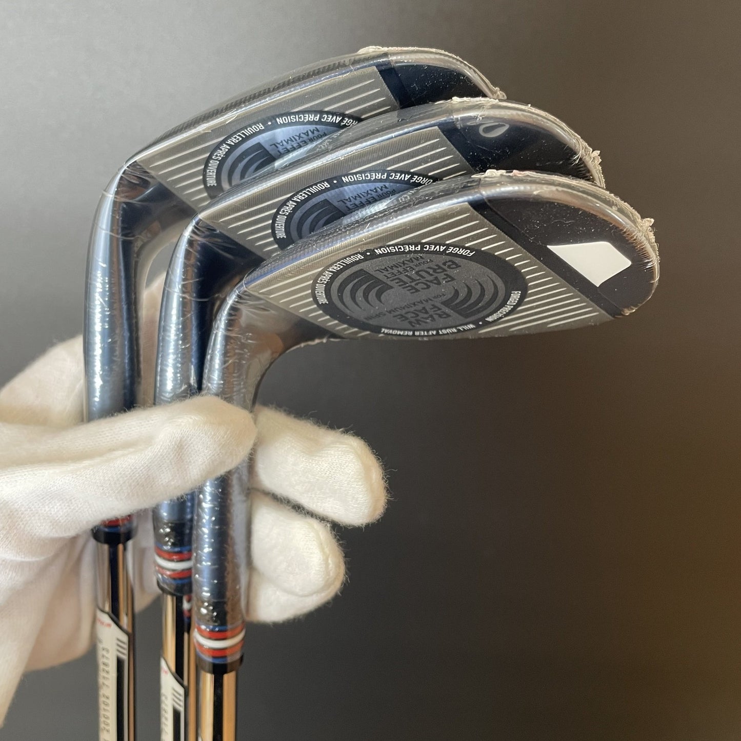 TaylorMade TM26 MG5 AMERICANA 250 Wedge Set 52°/56°/60° S-Flex +PLUS Exclusive